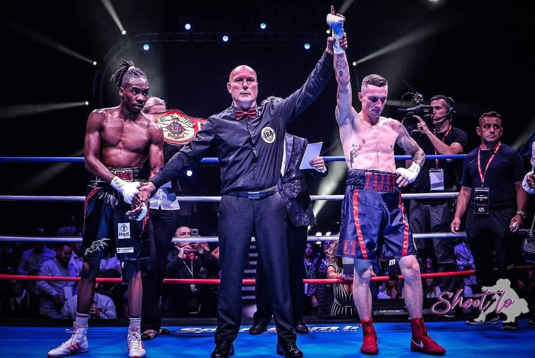 Papot remporte la ceinture IBA